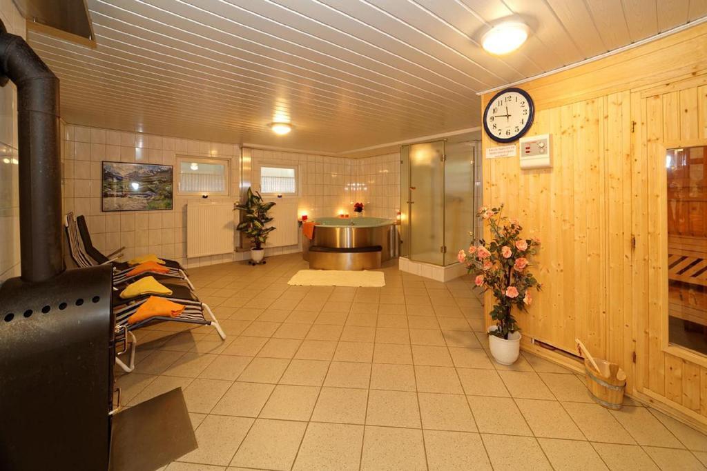 Berghof Pension und Ferienwohnungen Bischofsmais Exterior foto